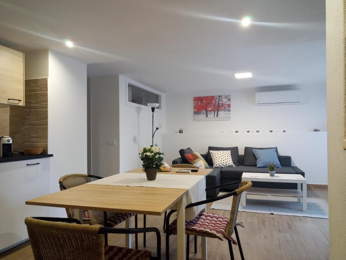 Apartment Vacanze Nella Casetta Pula